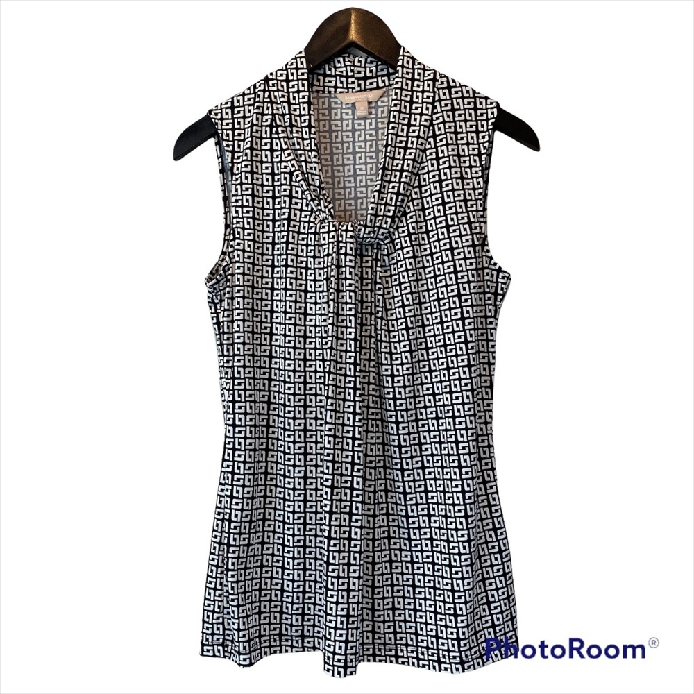 BANANA REPUBLIC Med sleeveless blouse twist front top black white design print